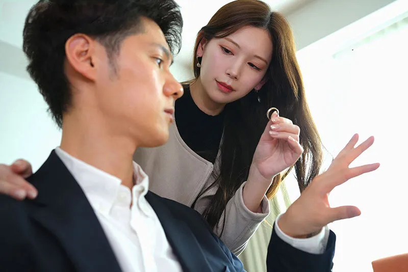 Cô vợ đi đi chơi, anh xã ở nhà bị nhỏ em cô vợ gạ nện không trượt phát nào